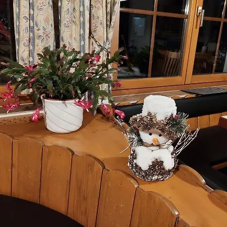 Hotel apartamentowy Aparthotel-almgasthaus Gemsli - A Bisal Oesterreich Ueberm Schweizer Rheintal Sevelen