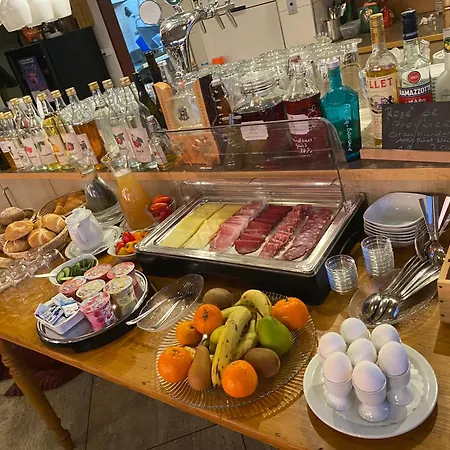 Aparthotel-almgasthaus Gemsli - A Bisal Oesterreich Ueberm Schweizer Rheintal Aparthotel Sevelen