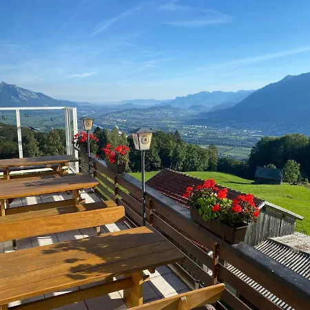 Aparthotel-almgasthaus Gemsli - A Bisal Oesterreich Ueberm Schweizer Rheintal *