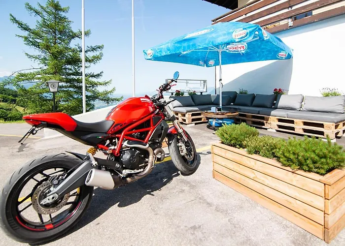 Aparthotel-almgasthaus Gemsli - A Bisal Oesterreich Ueberm Schweizer Rheintal