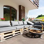 Apart-hotel Aparthotel-almgasthaus Gemsli - A Bisal Oesterreich Ueberm Schweizer Rheintal