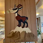 Aparthotel-almgasthaus Gemsli - A Bisal Oesterreich Ueberm Schweizer Rheintal *