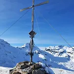 Aparthotel-almgasthaus Gemsli - A Bisal Oesterreich Ueberm Schweizer Rheintal Sevelen