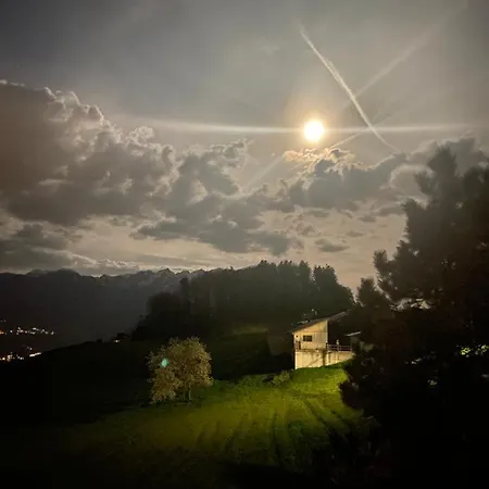 Aparthotel-almgasthaus Gemsli - A Bisal Oesterreich Ueberm Schweizer Rheintal アパートホテル *