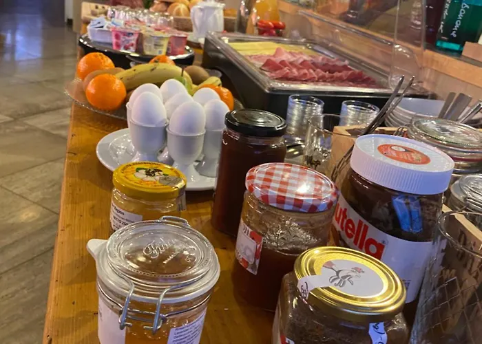 Appart hôtel Aparthotel-almgasthaus Gemsli - A Bisal Oesterreich Ueberm Schweizer Rheintal Sevelen